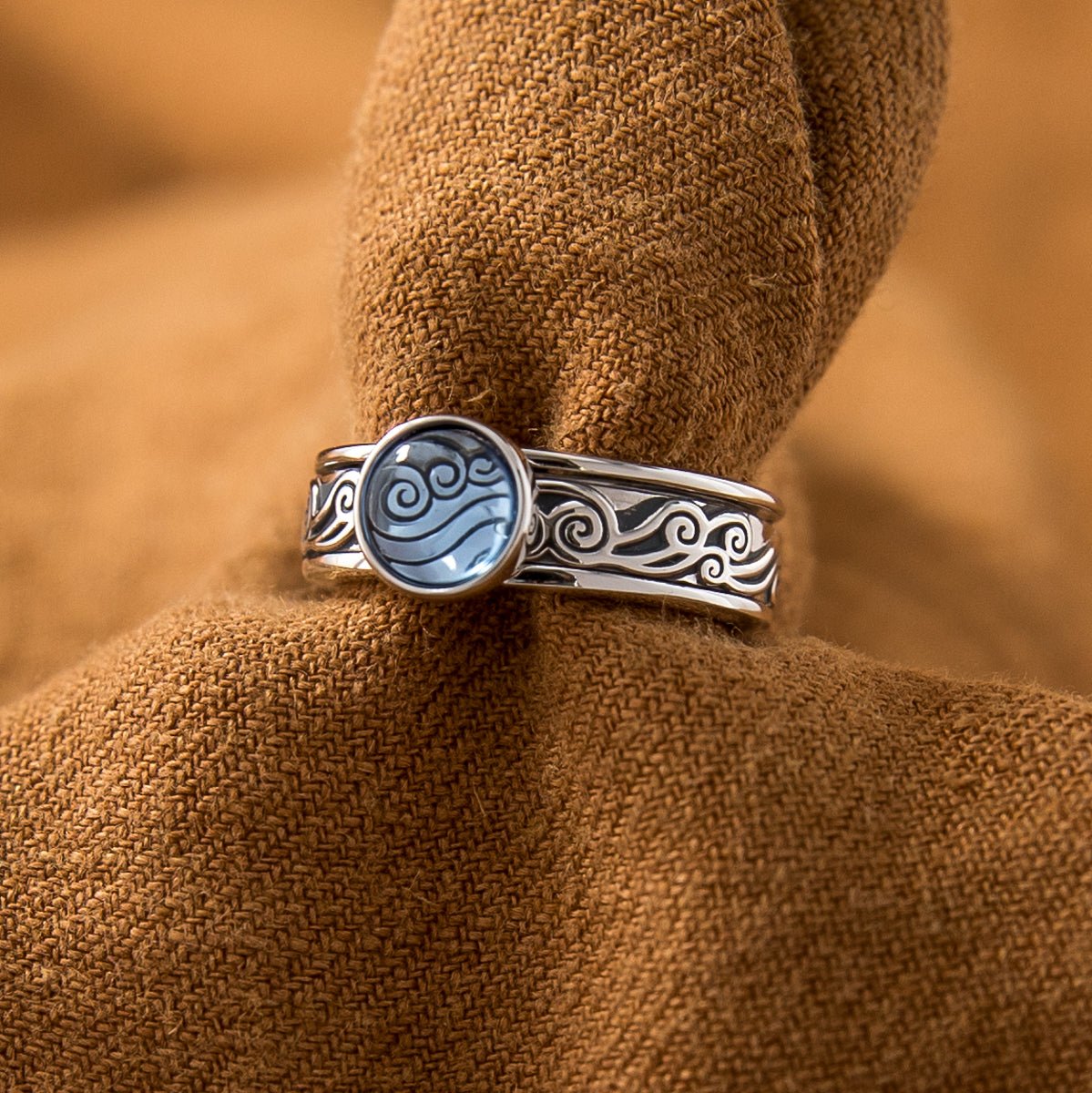 Avatar: The Last Airbender x RockLove Waterbender Spinner Ring - Paramount Shop