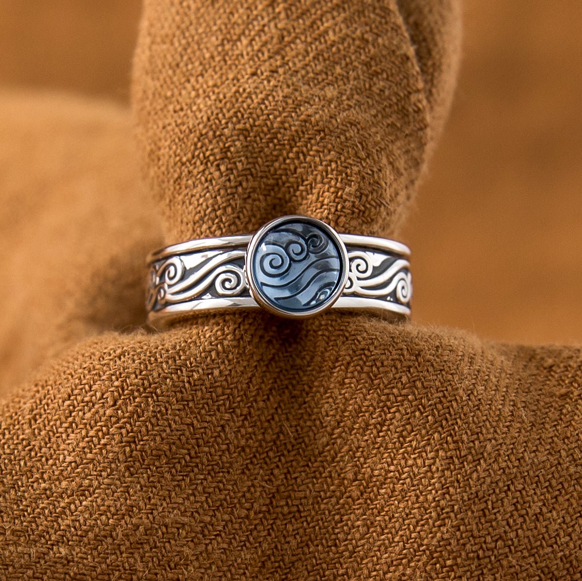 Avatar: The Last Airbender x RockLove Waterbender Spinner Ring - Paramount Shop