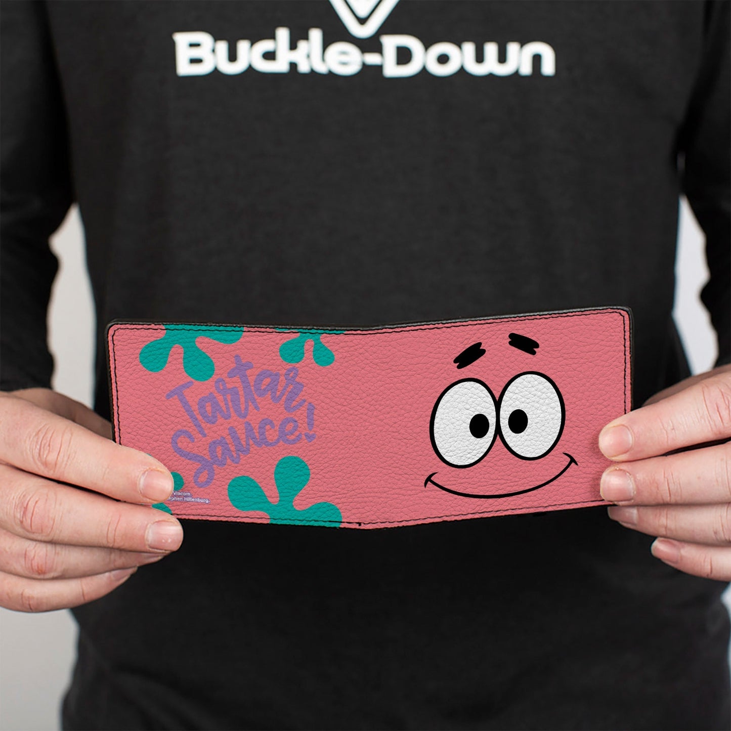 SpongeBob SquarePants Bi - Fold Wallet Patrick Star TARTAR SAUCE Face Close - Up Pink - Paramount Shop