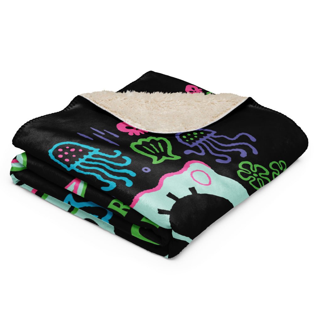 SpongeBob SquarePants Born To Be Square Premium Sherpa Blanket - Paramount Shop
