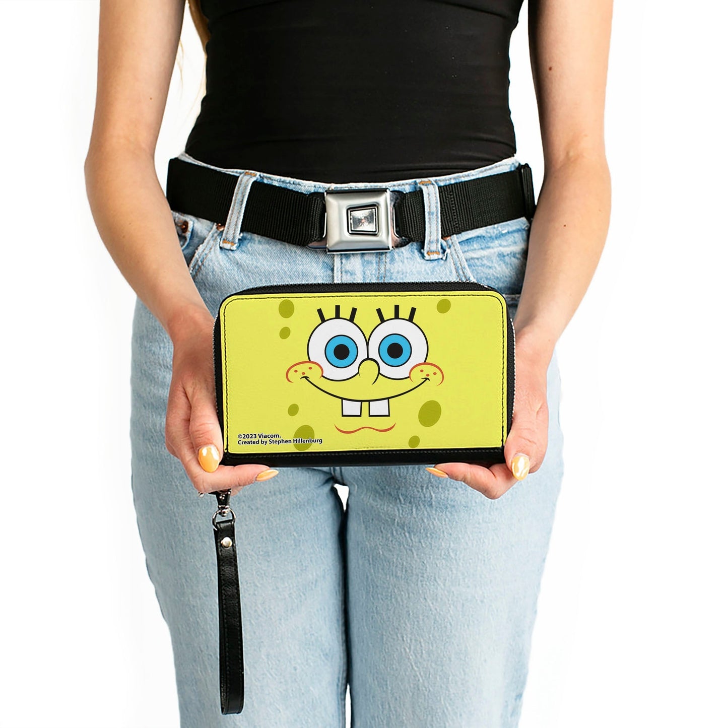 SpongeBob SquarePants Wallet Face Close - Up Zip Around Yellow - Paramount Shop