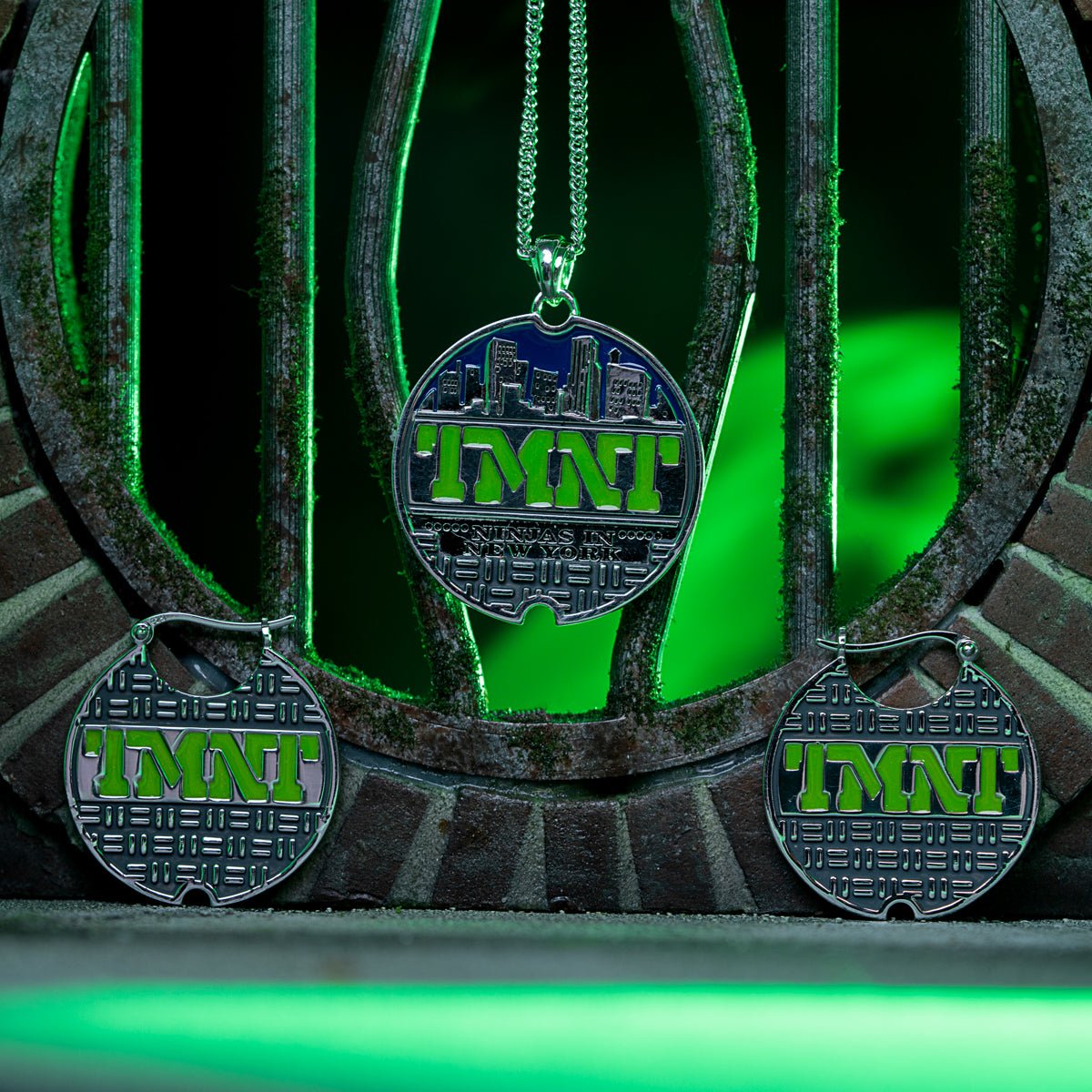 Teenage Mutant Ninja Turtles x RockLove Sewer Lid Hoop Earrings - Paramount Shop