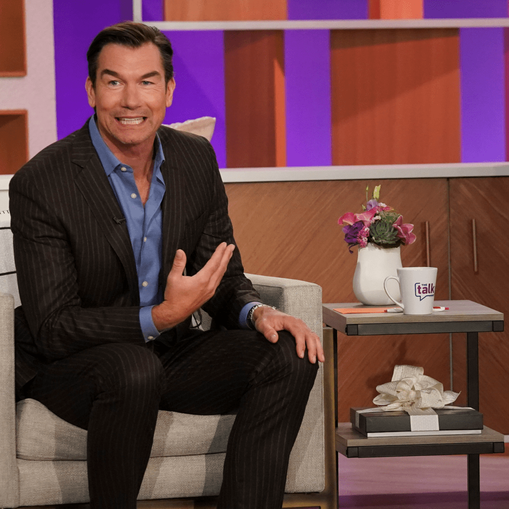 The Talk Season 12 Logo 12 oz Latte Mug - Paramount Shop