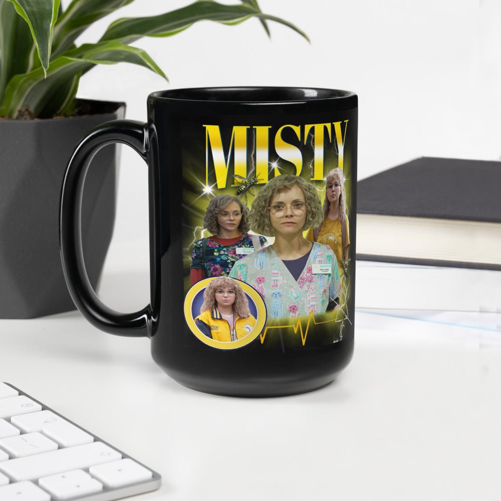 Yellowjackets Misty Heartthrob Black Glossy Mug - Paramount Shop