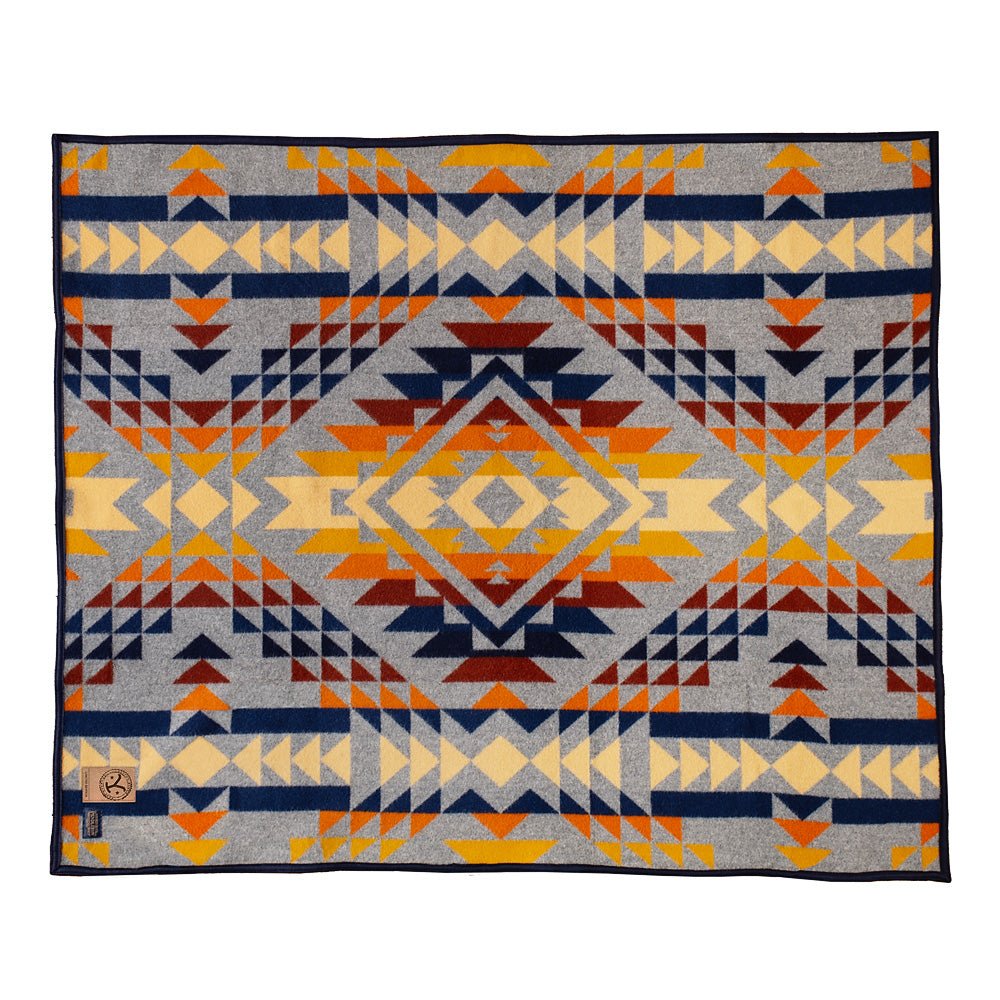 Yellowstone Exclusive Pendleton Blanket – Paramount Shop